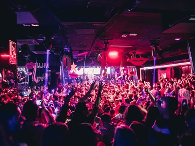 fiesta en opium barcelona